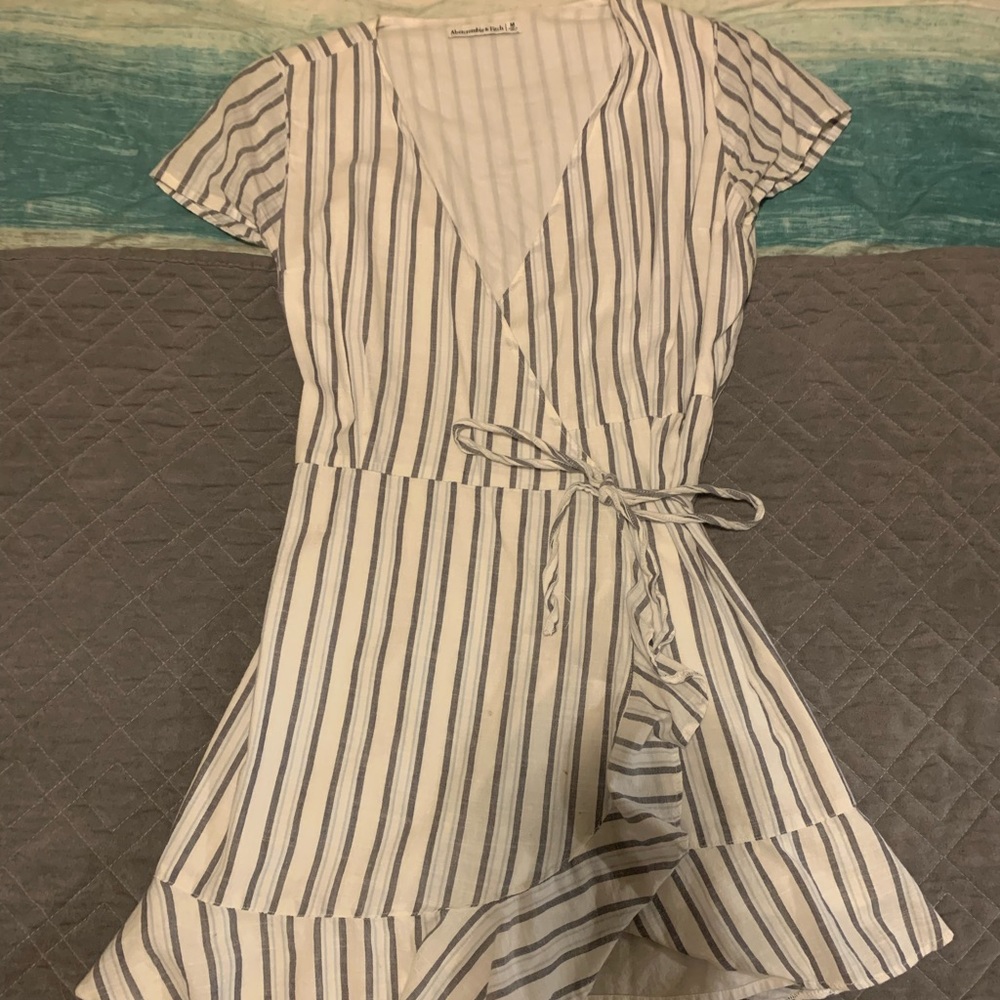 Abercrombie & Fitch Wrap Dress
